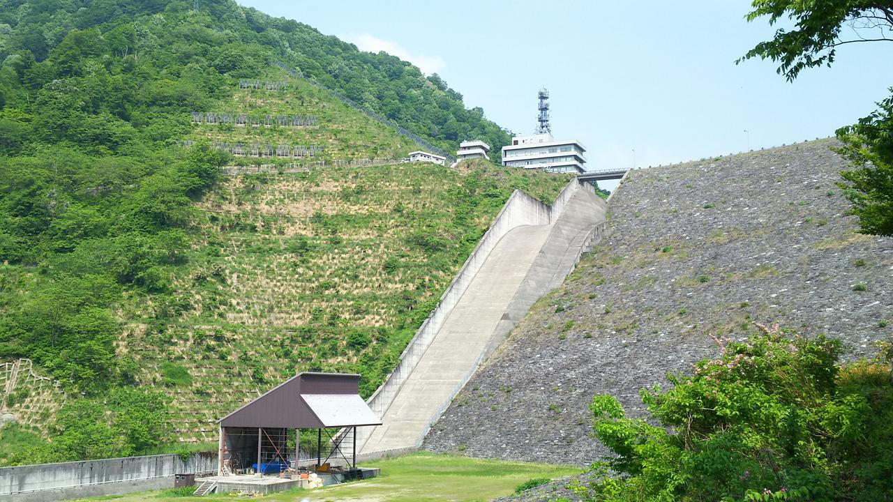 Koshijisou Hotel Niigata Buitenkant foto