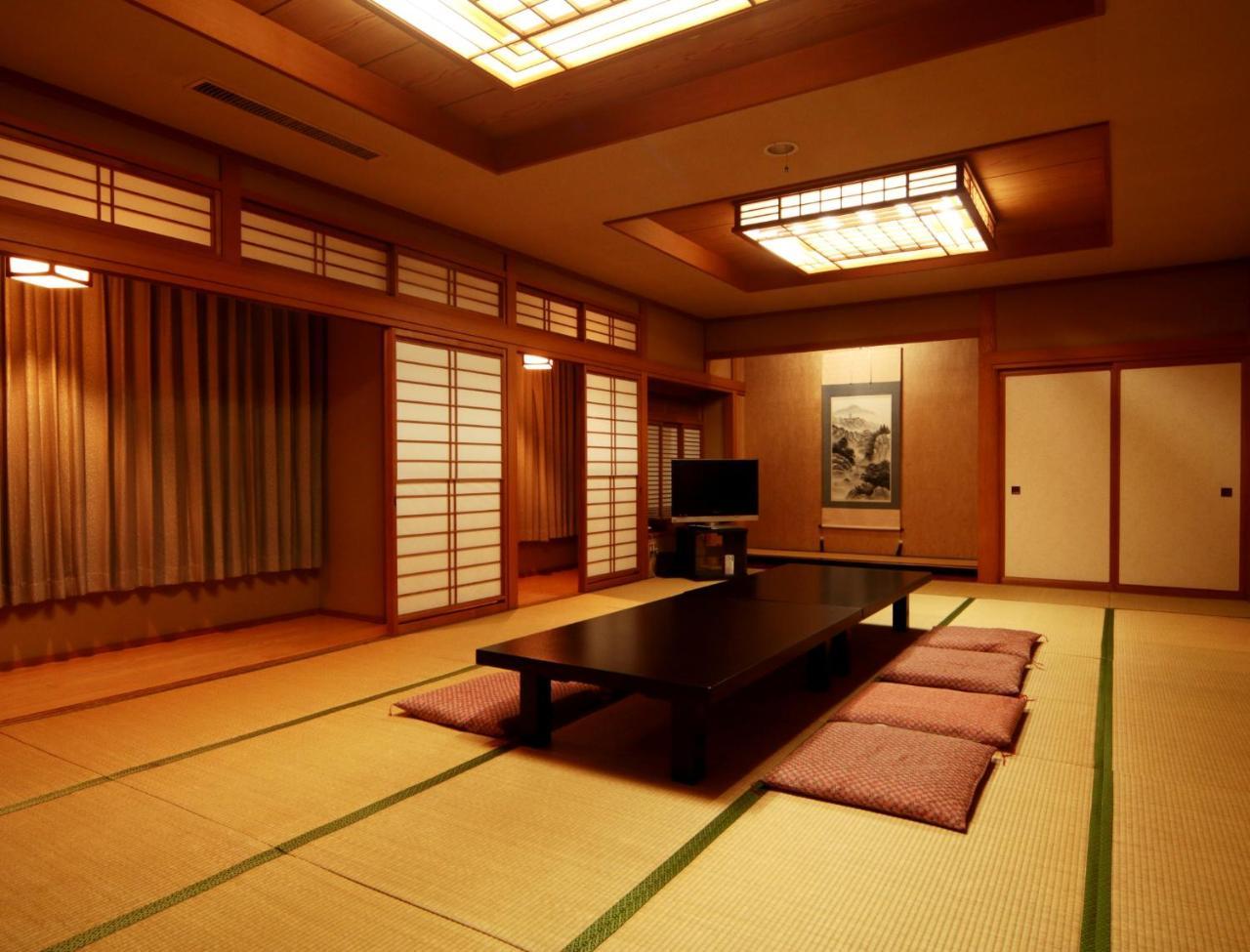 Koshijisou Hotel Niigata Buitenkant foto