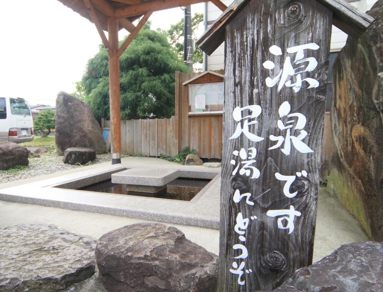 Koshijisou Hotel Niigata Buitenkant foto